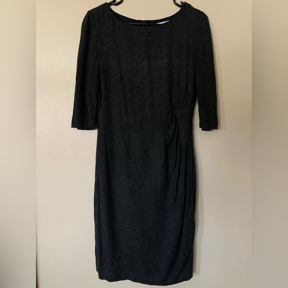 Trina Turk Grey Fitted Ruched Knee Length Sheath Dress Size 6